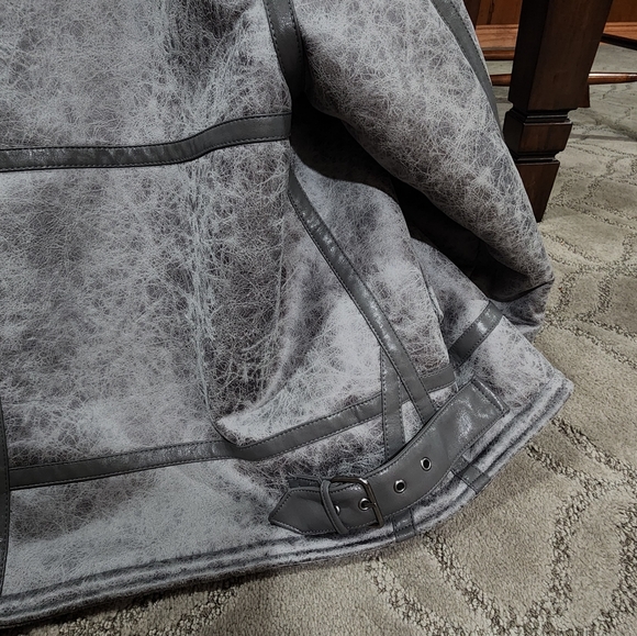 Urban Outfitters Winter Jacket - Women's - Picture 7 of 8